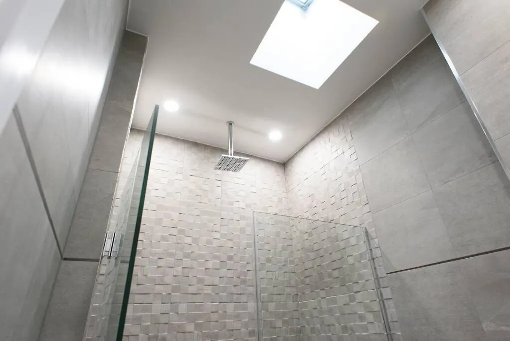 78-4D Quality 1Br W&D Skylight By Central Park New York Apartment