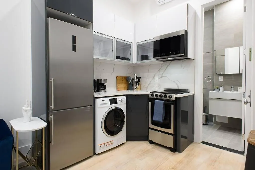 78-4D Quality 1Br W&D Skylight By Central Park New York 0*,  United States