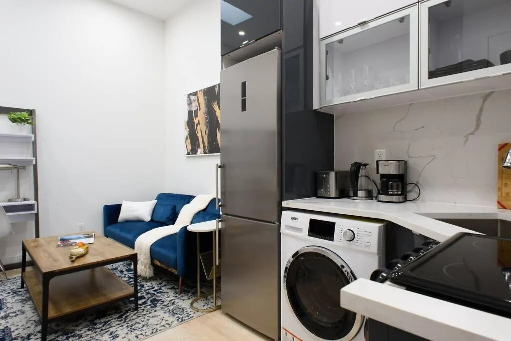 78-4D Quality 1Br W&D Skylight By Central Park New York 0*,  United States