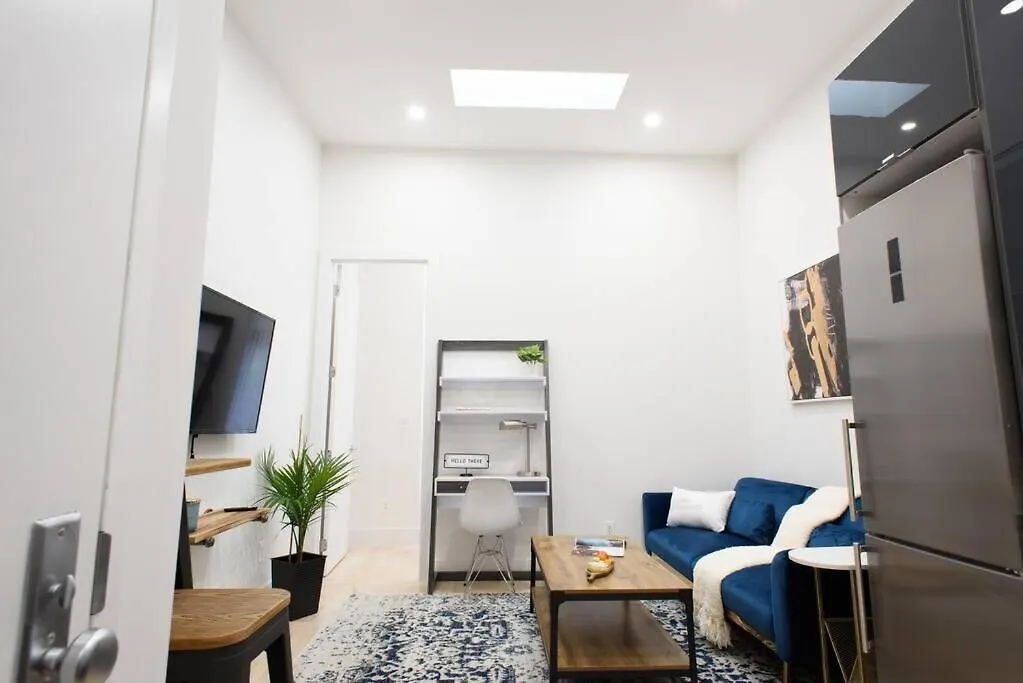 78-4D Quality 1Br W&D Skylight By Central Park New York 0*,  United States
