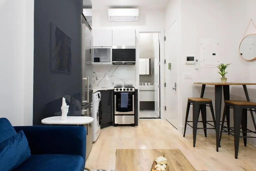 78-4D Quality 1Br W&D Skylight By Central Park New York United States