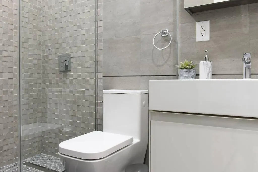 78-4D Quality 1Br W&D Skylight By Central Park New York ABD
